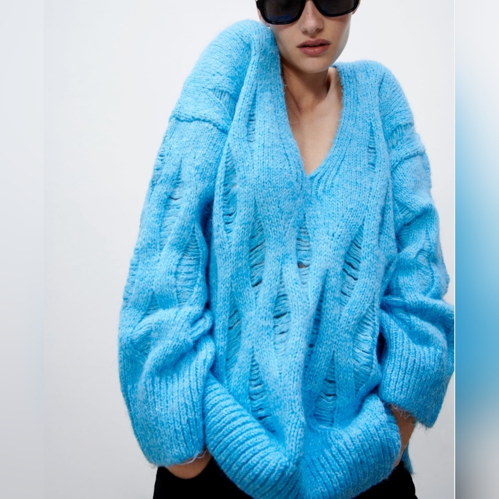 Zara Blue Distressed Look Sweater Size M